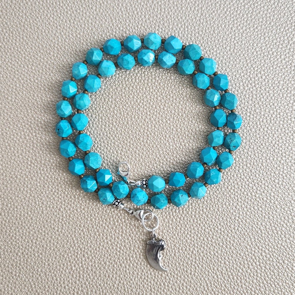 Star Cut Turquoise Necklace With 925 Sterling Silver Claw 18